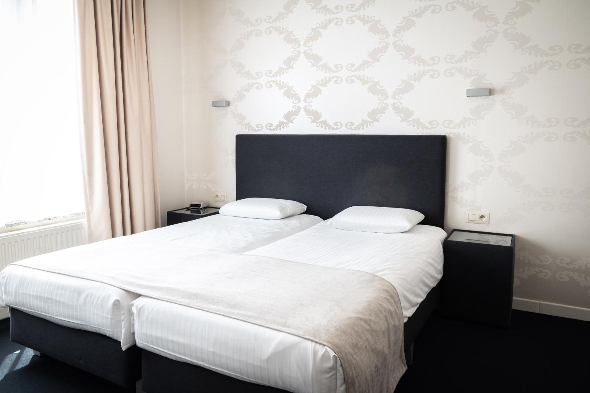 Hotel Essenza Puurs Exteriör bild